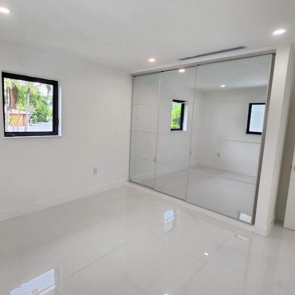 1275 NE 200th Terrace, Miami, FL 33179 Photo