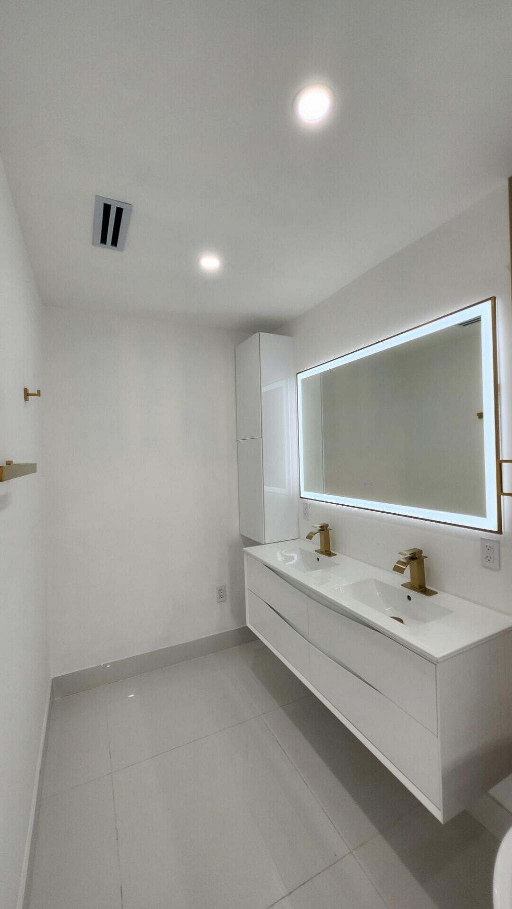 1275 NE 200th Terrace, Miami, FL 33179 Photo