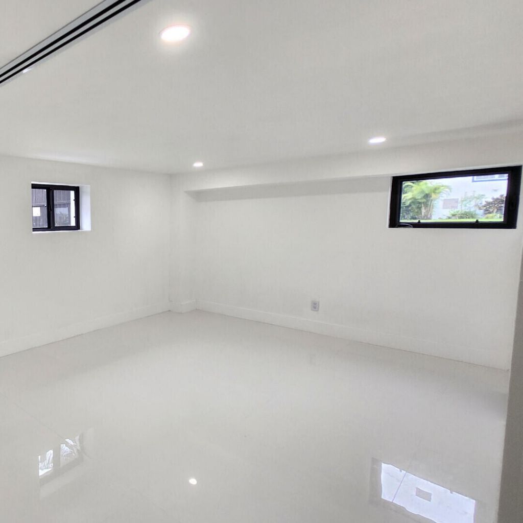 1275 NE 200th Terrace, Miami, FL 33179 Photo