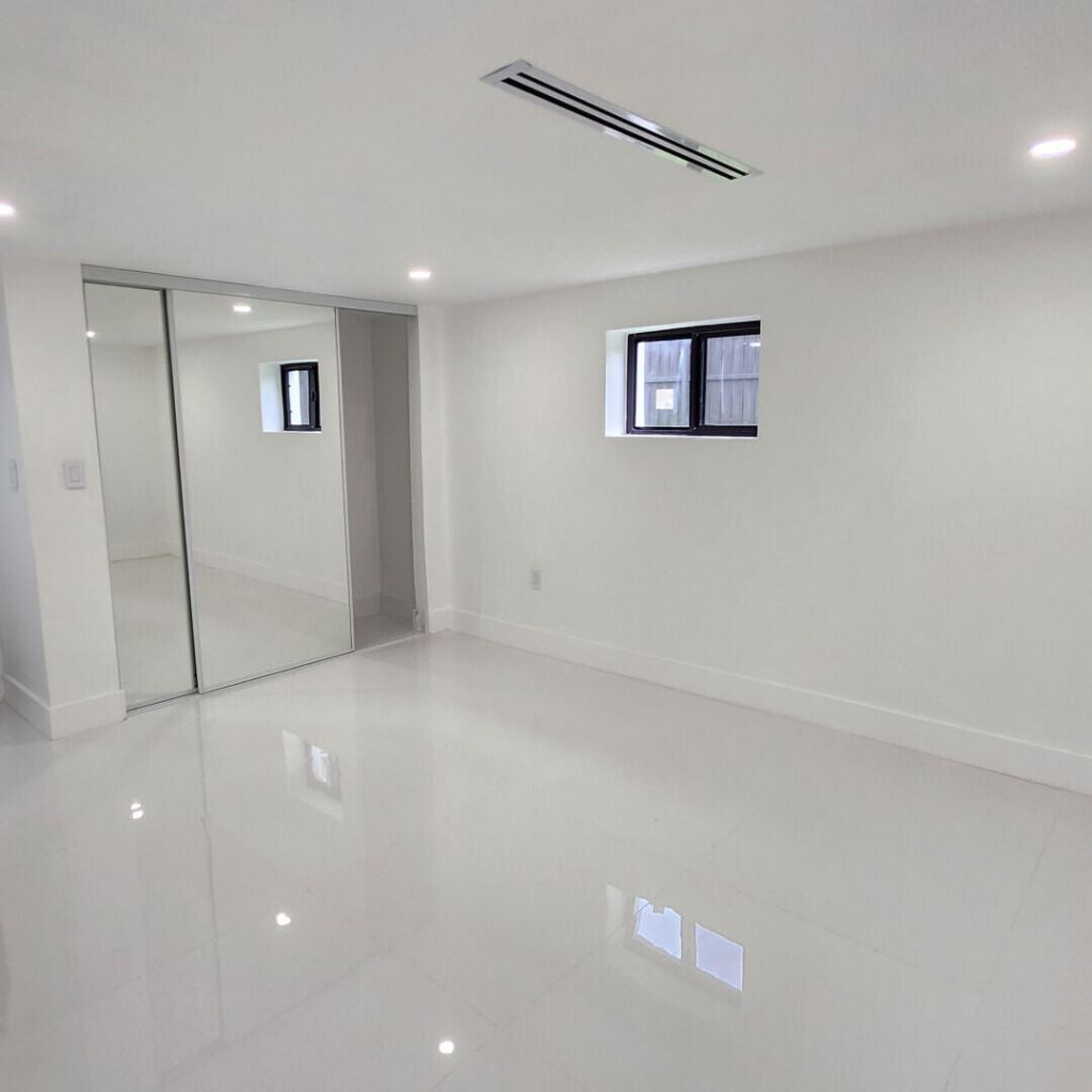 1275 NE 200th Terrace, Miami, FL 33179 Photo