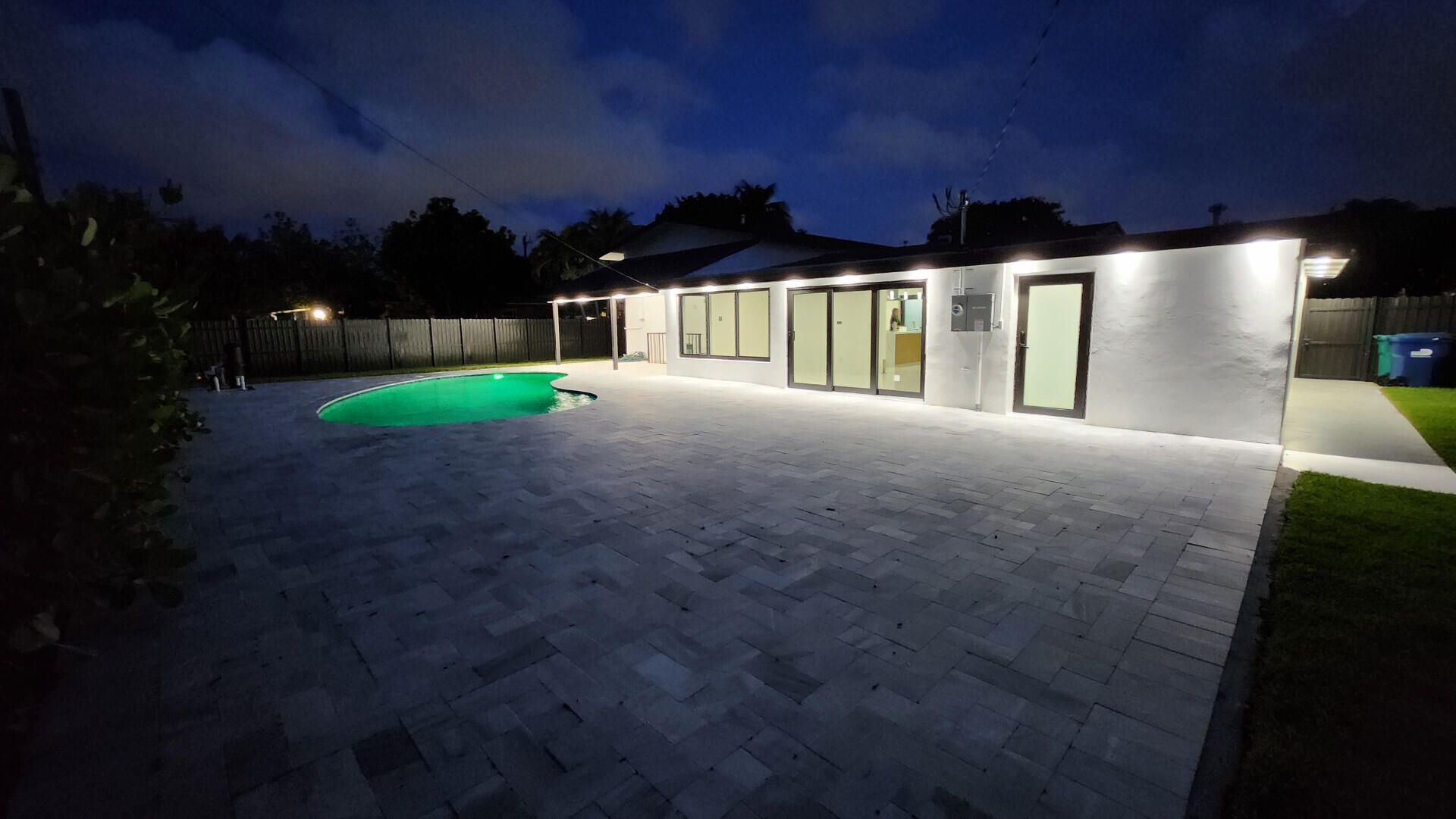 1275 NE 200th Terrace, Miami, FL 33179 Photo