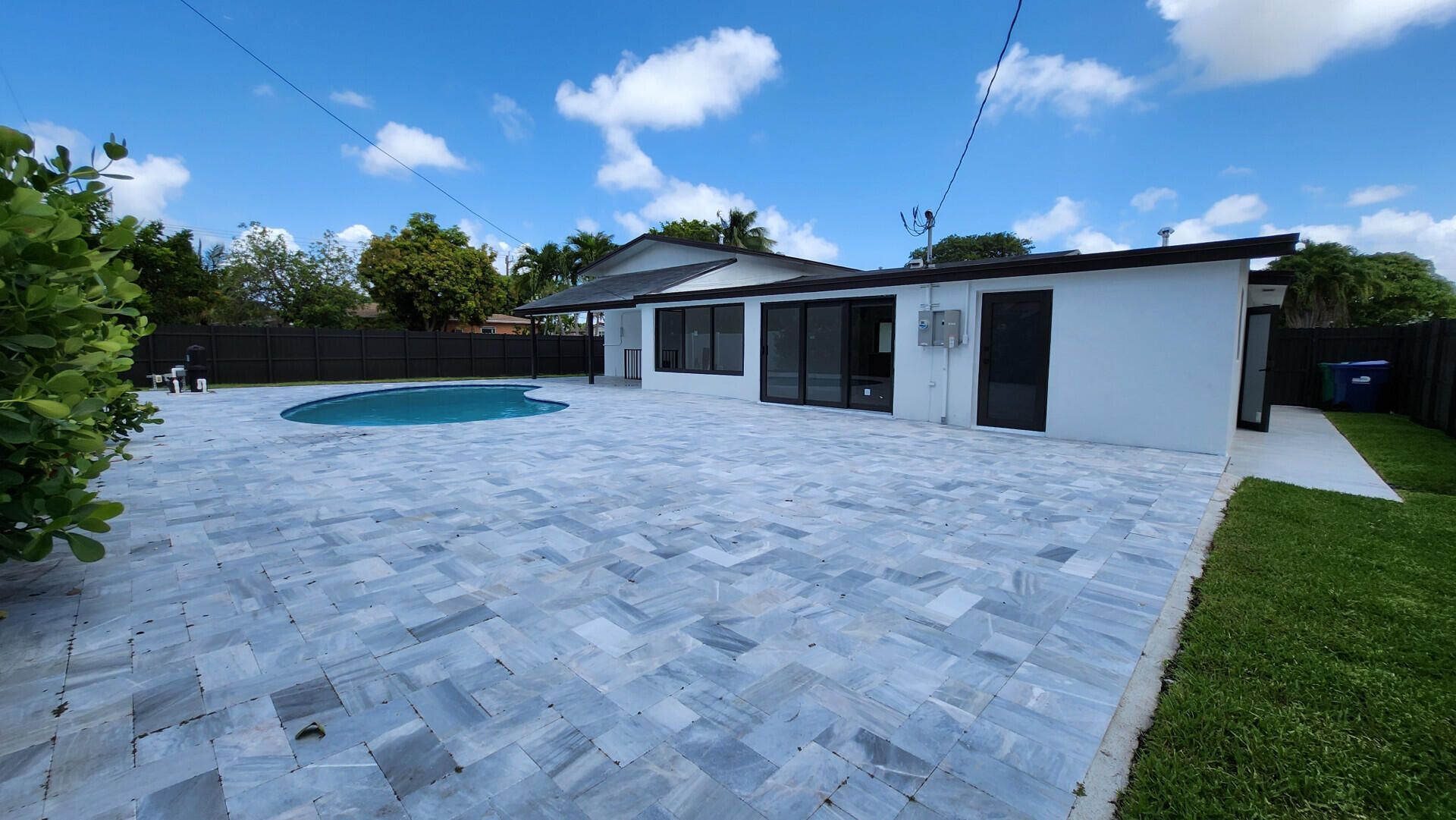 1275 NE 200th Terrace, Miami, FL 33179 Photo