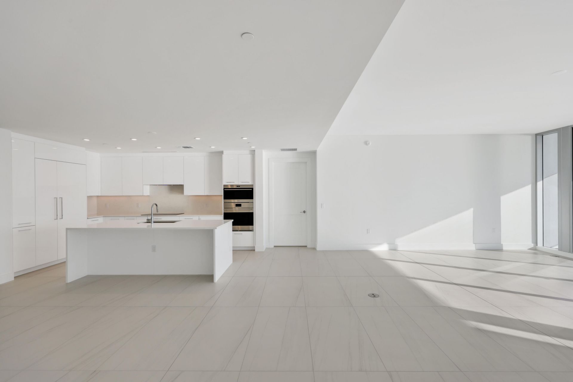 153 N Seabreeze Boulevard, Unit 1001, Fort Lauderdale, FL 33304 Photo