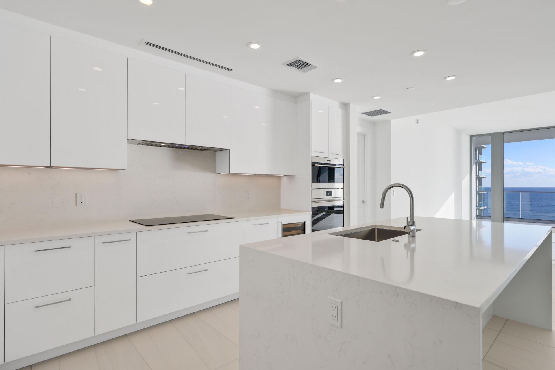 153 N Seabreeze Boulevard, Unit 1001, Fort Lauderdale, FL 33304 Photo