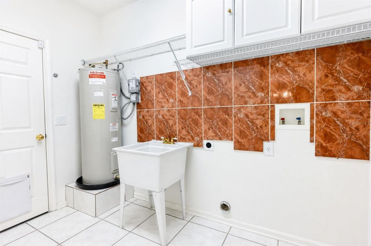 7404 Green Tree Drive , Unit 123, Orlando, FL 32819 Photo