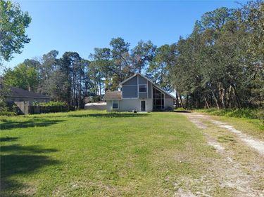2449 E LAKE DRIVE , DELAND, FL 32724
