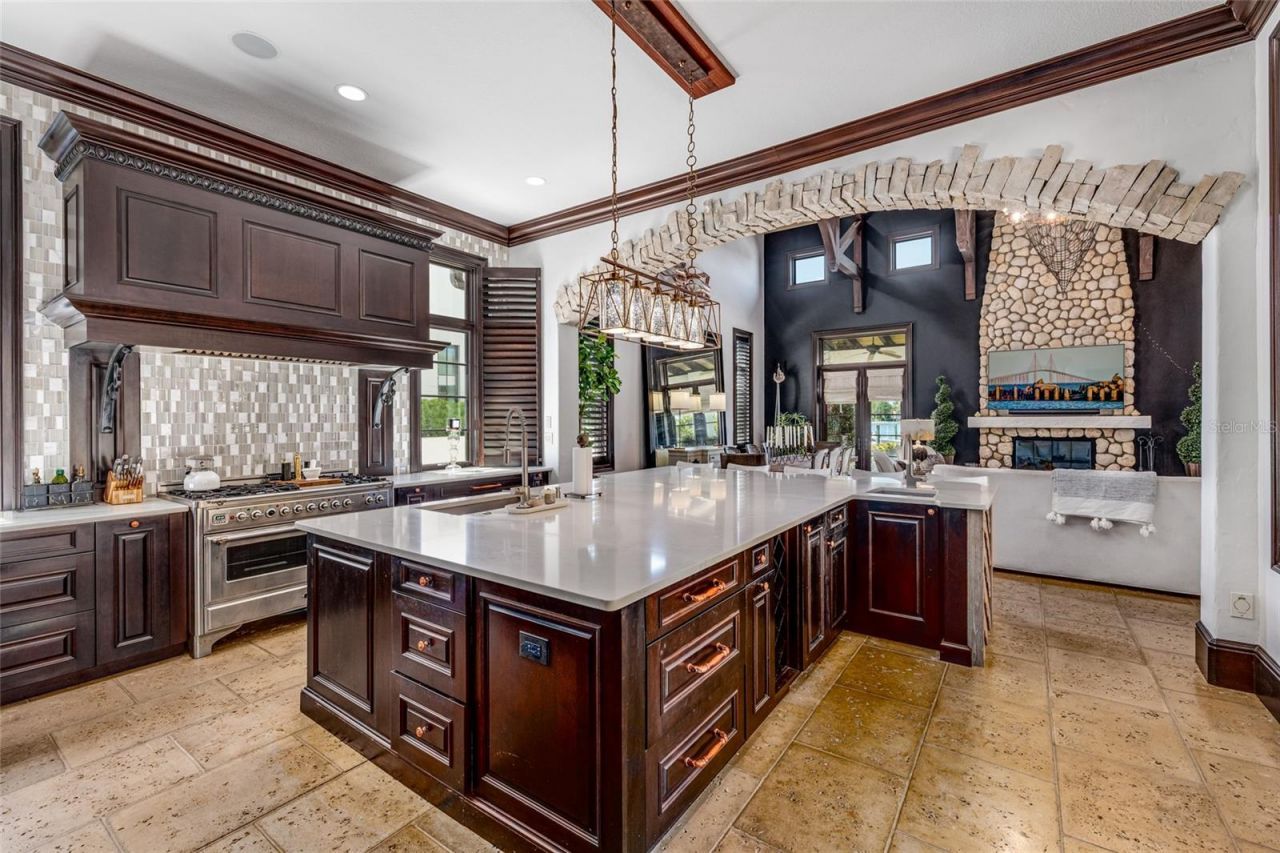 200 Brightwaters Boulevard Ne, Saint Petersburg, FL 33704 Photo