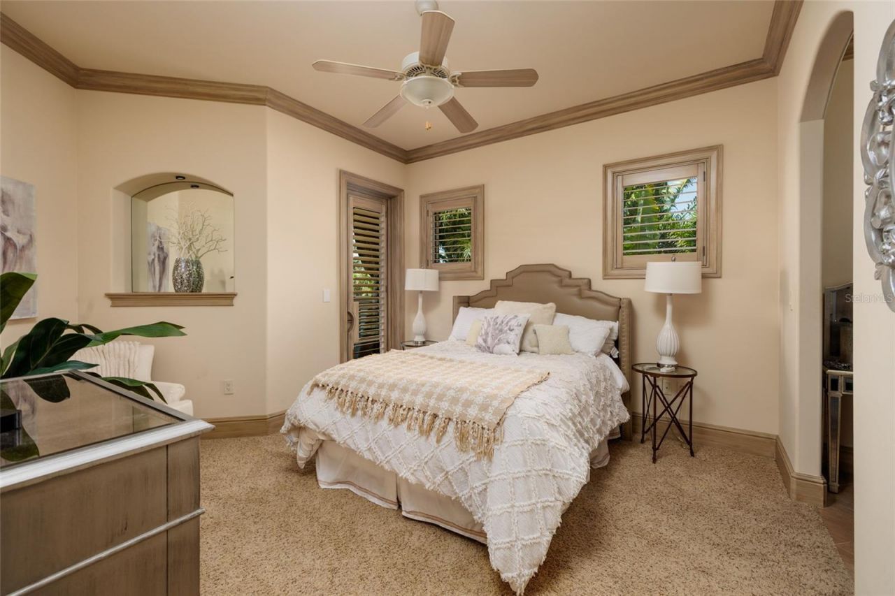 200 Brightwaters Boulevard Ne, Saint Petersburg, FL 33704 Photo