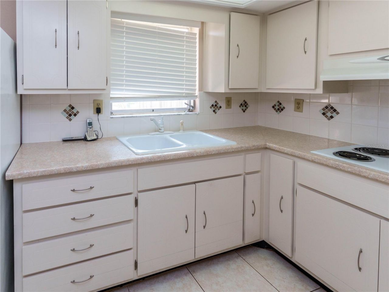 7024 Mayfield Drive, Port Richey, FL 34668 Photo