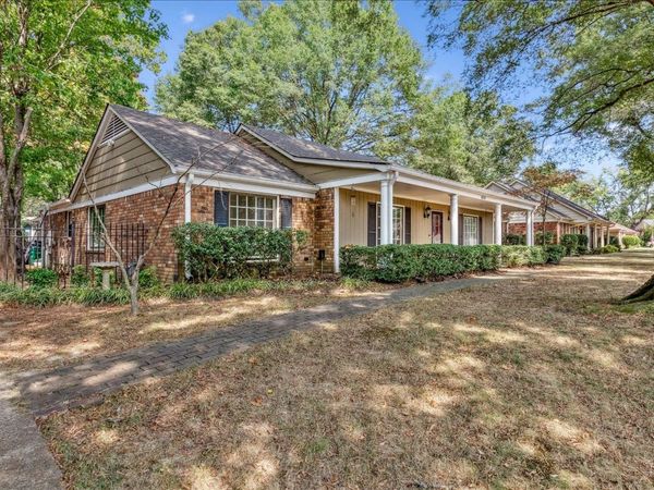 8018 CROSS PIKE DR, Germantown, TN 38138