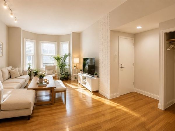 216 Columbia St, Unit #1, Cambridge, MA 02139