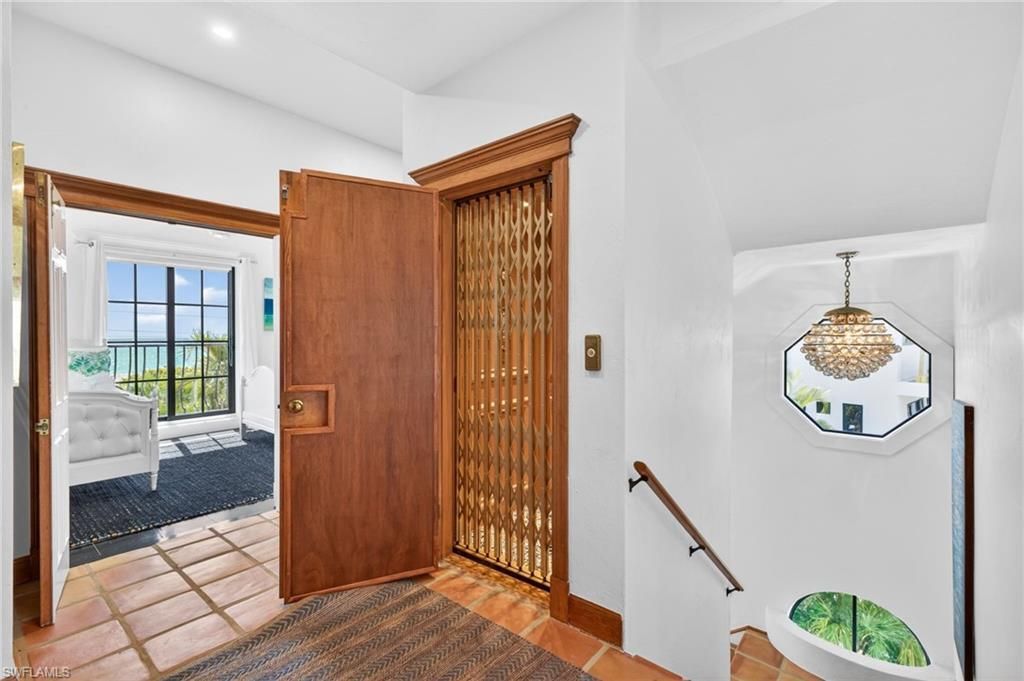 17201 Captiva Dr , Captiva, FL 33924 Photo