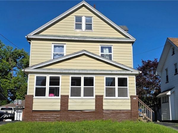 127 Courtland Avenue , Campbell, OH 44405