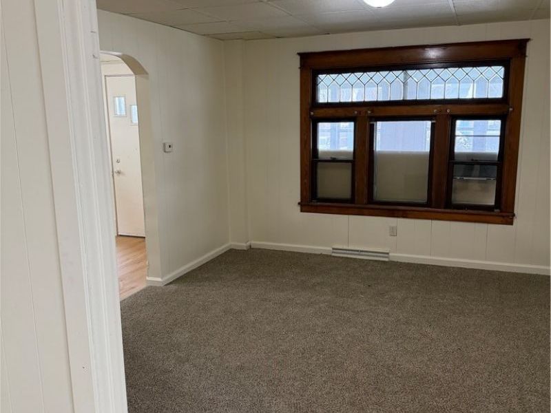 127 Courtland Avenue, Campbell, OH 44405 Photo 8