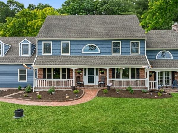 5 Jenny Jump Ct, Raritan, NJ 08822