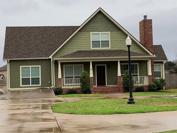 744 N Old Robinson Road , Robinson, TX 76706