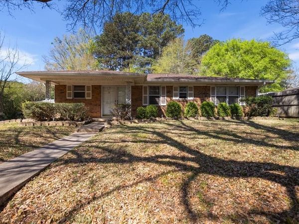 3607 Five Notch Road, Marshall, TX 75672