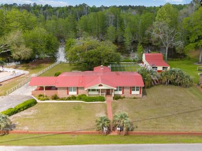 992 Dickinson Street , Bamberg, SC 29003