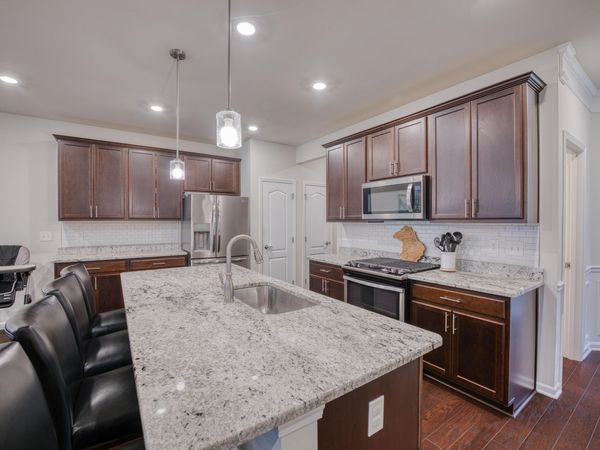 2832 Fairgrove Crescent Crescent, Ann Arbor, MI 48108