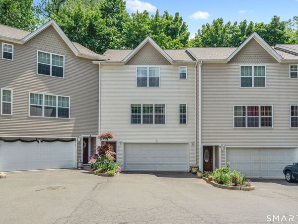 22 2nd, Unit 5, Danbury, CT 06810