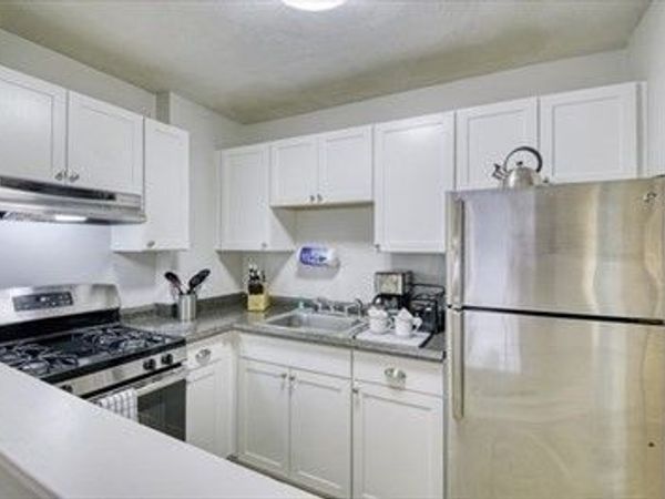 332 Copeland Street, Unit 17, Quincy, MA 02169