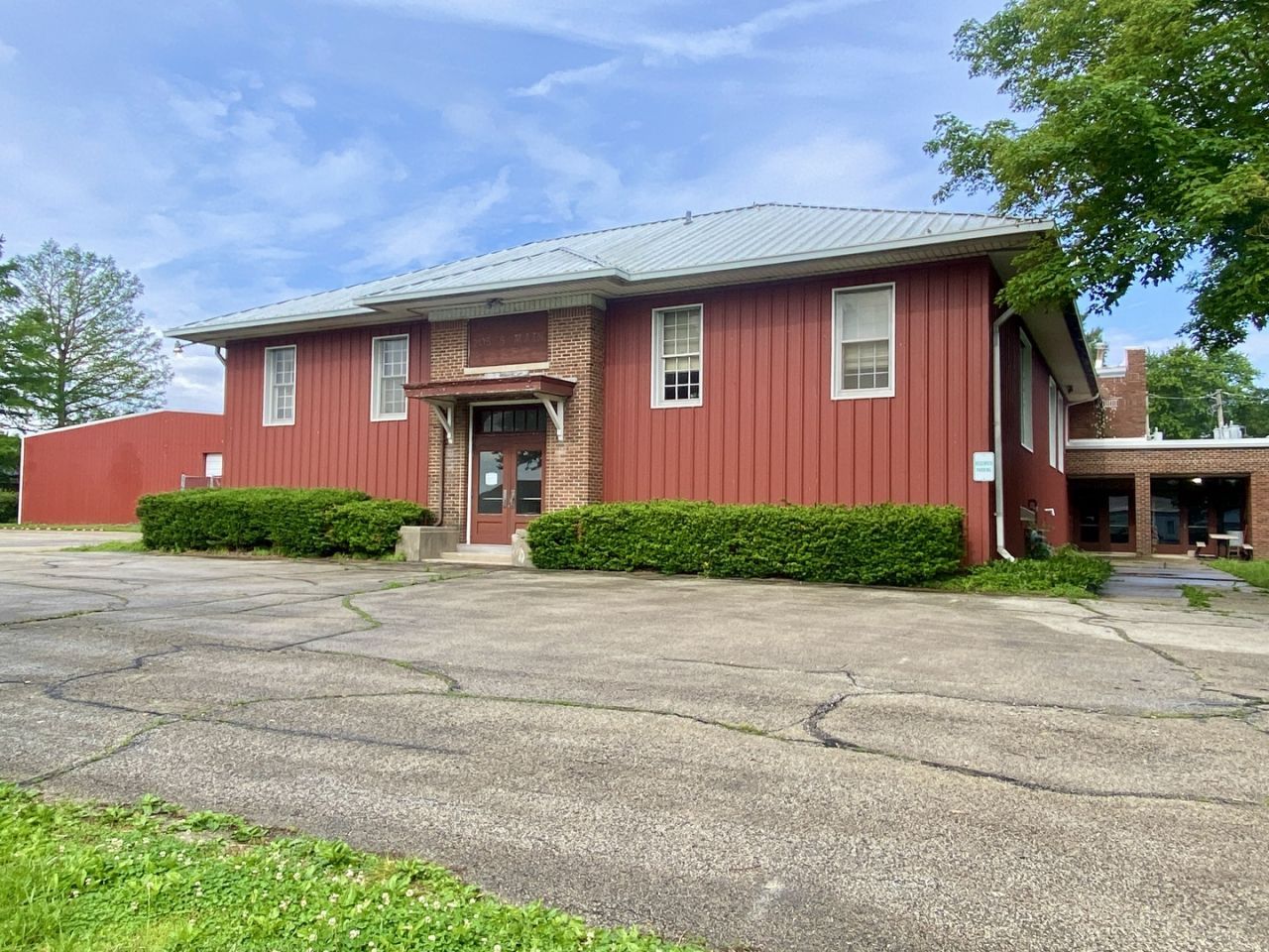 205 S Main Street , Seymour, IL 61875