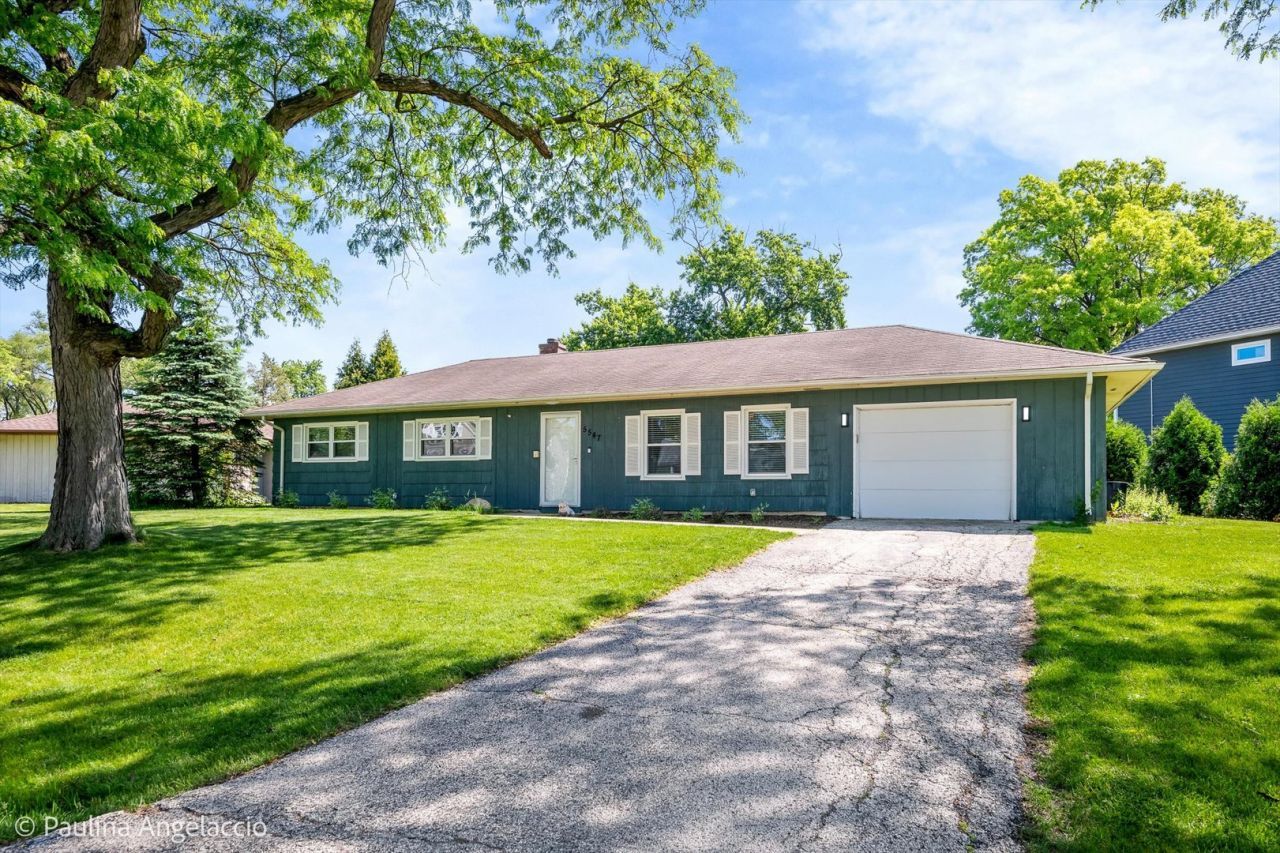 5547 S Bruner Street , Hinsdale, IL 60521 Main Photo