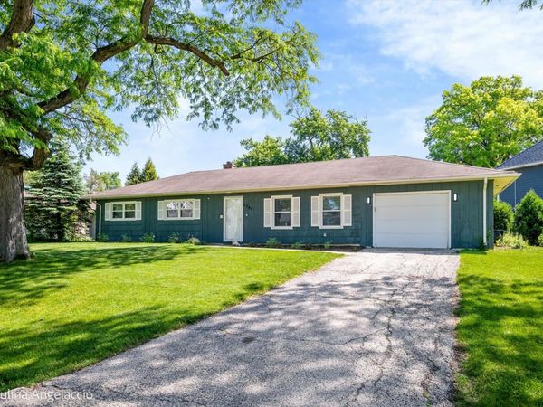 5547 S Bruner Street , Hinsdale, IL 60521