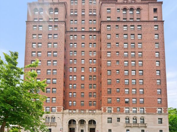 6700 S Crandon Avenue , Unit 6C, Chicago, IL 60649