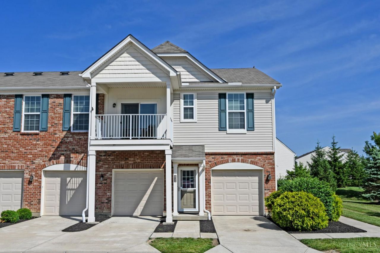 2122 Hickory Park Lane, Batavia, OH 45103 Main Photo