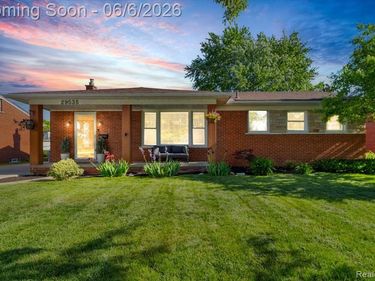 29535 Barkley Street, Livonia, MI 48154