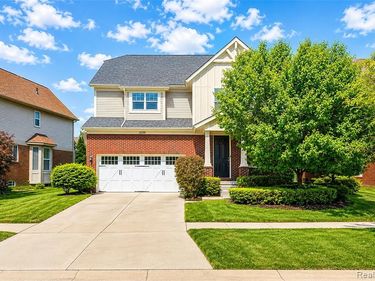 28386 Cottage Lane, Lyon Twp, MI 48165