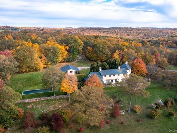 129 West Meadow Lane , Millbrook, NY 12545