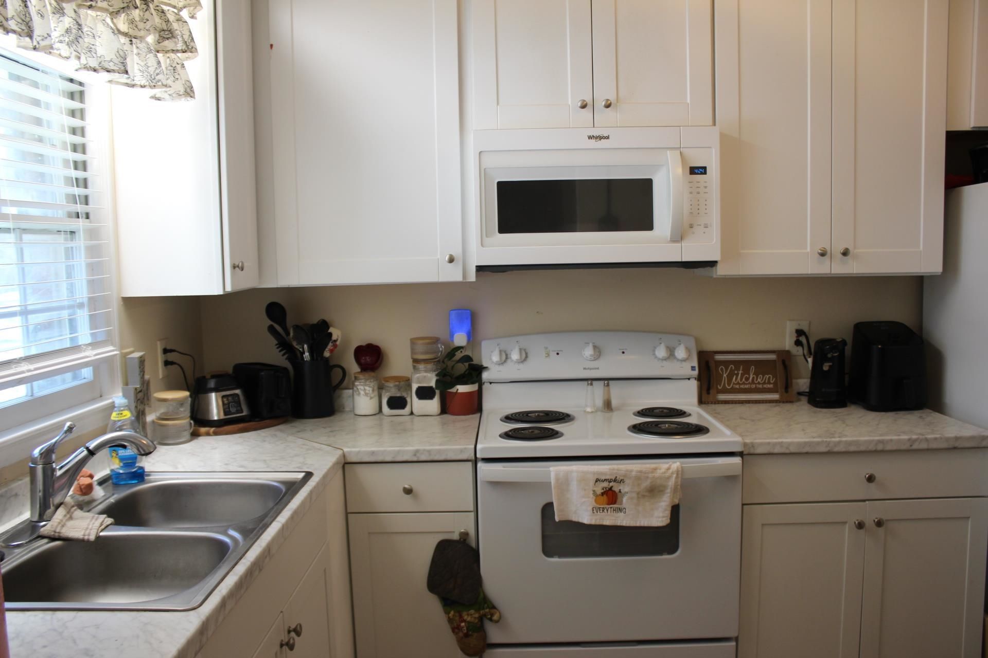 1025 Carolina Rd.  Photo 4