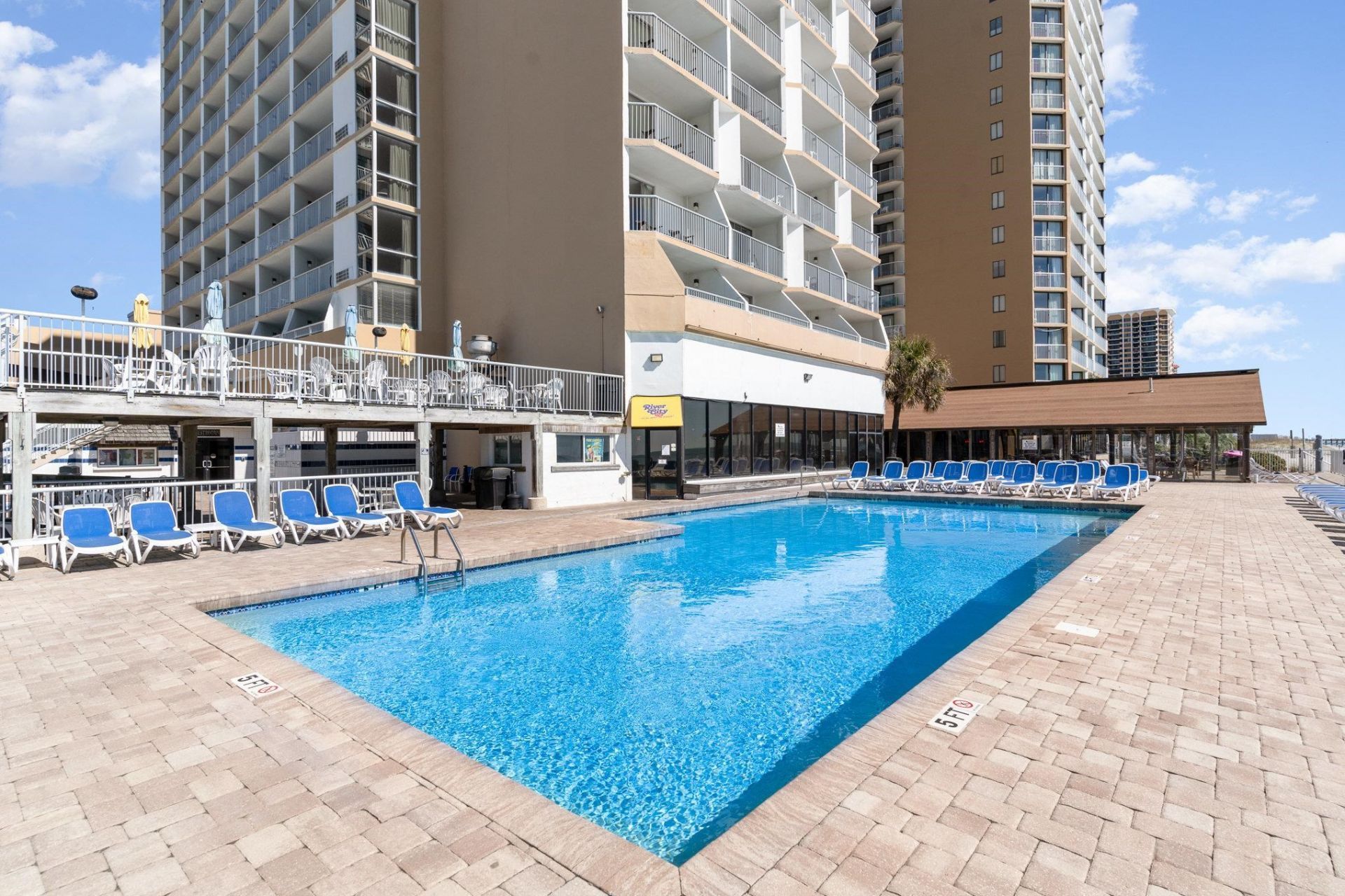9550 Shore Dr.  Photo 22