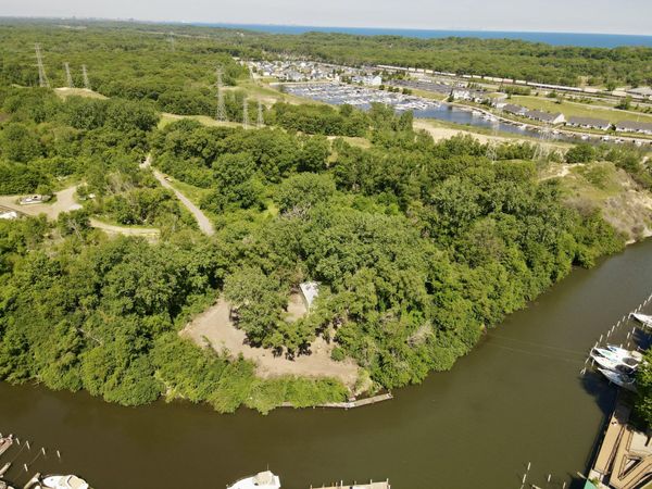 1285 Washington , Portage, IN 46368