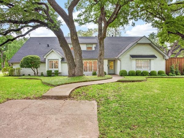 3013 Overton Park Drive E, Fort Worth, TX 76109
