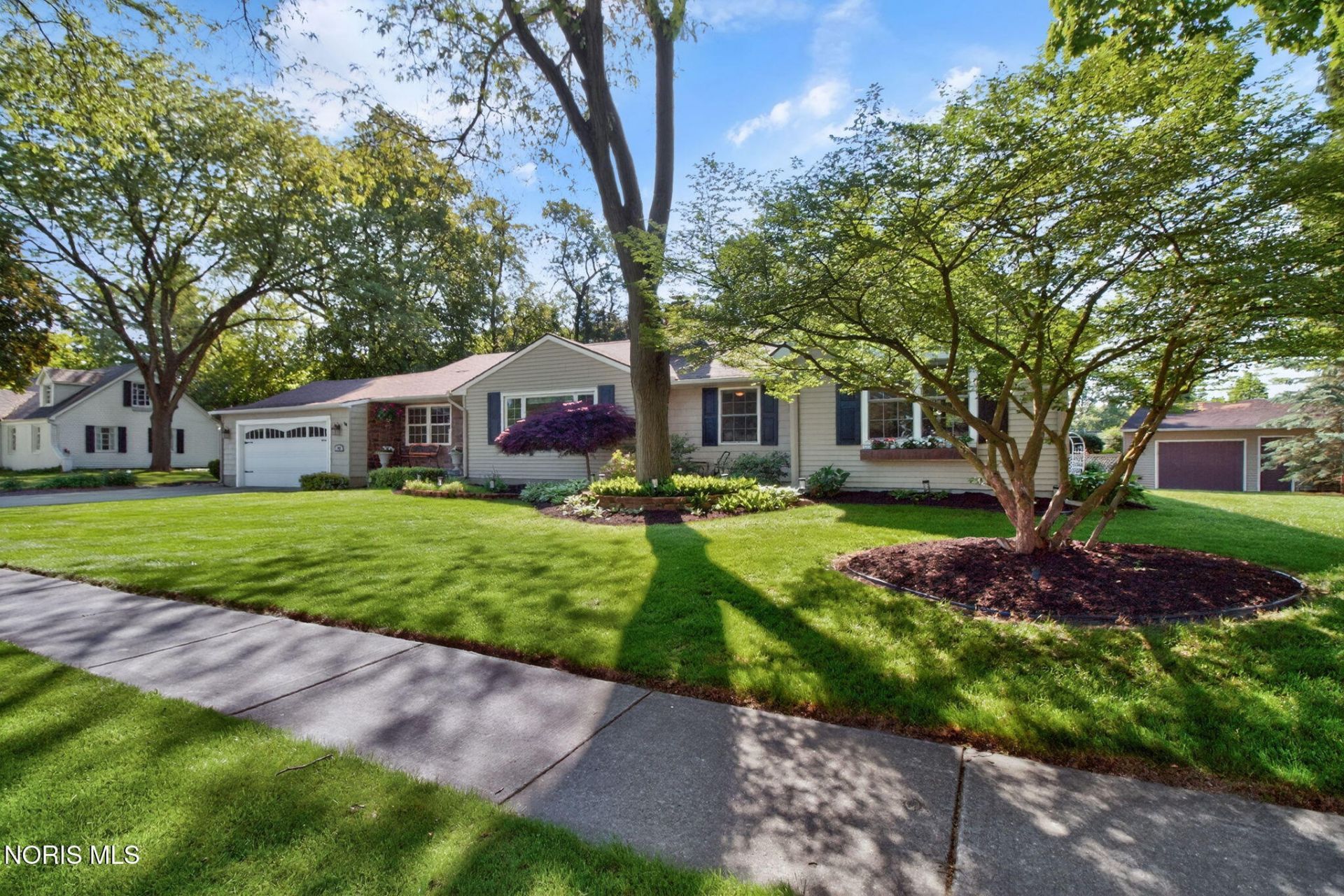 142 Wilkshire Drive , Waterville, OH 43566 Main Photo