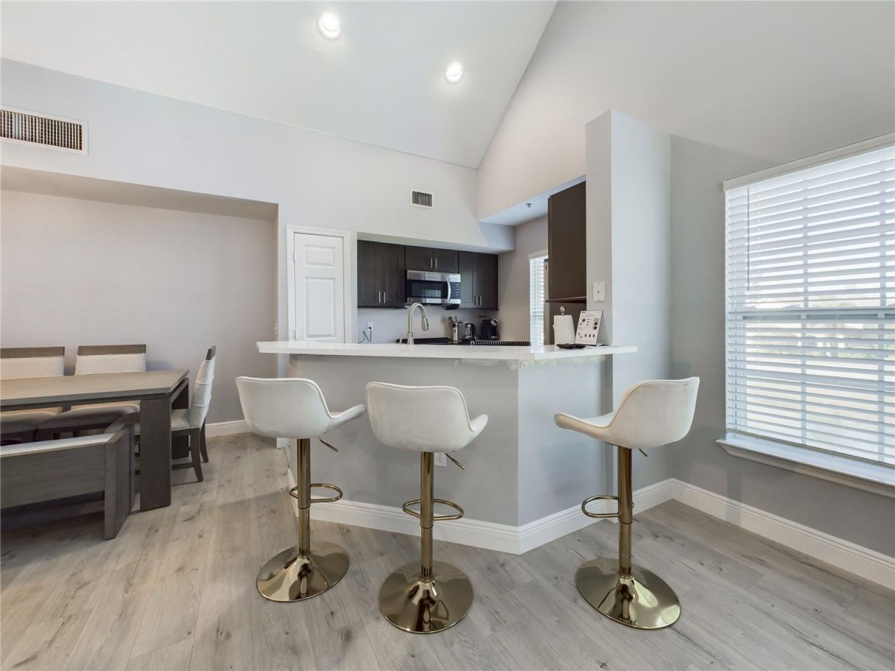 5521 Rosehill Road , Unit 203, Sarasota, FL 34233 Photo