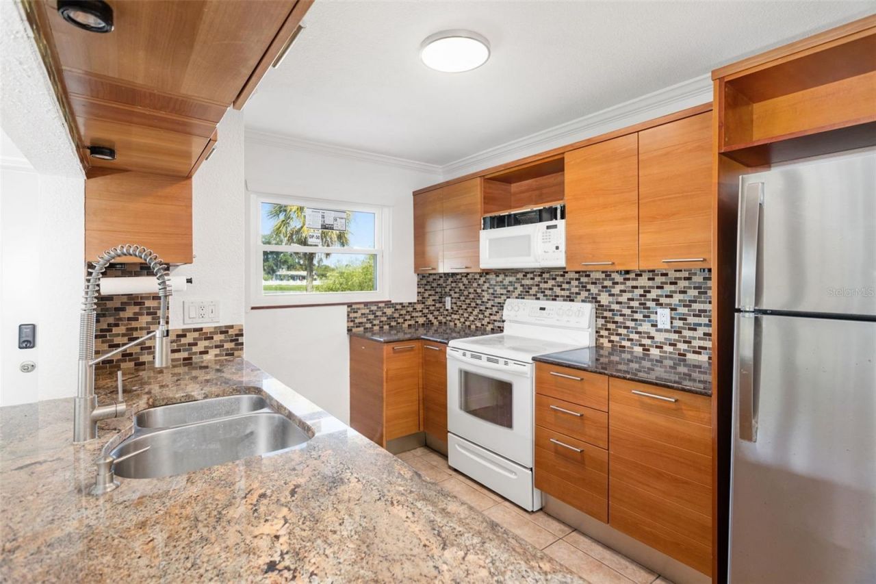 2948 Clark Road , Unit 121, Sarasota, FL 34231 Photo