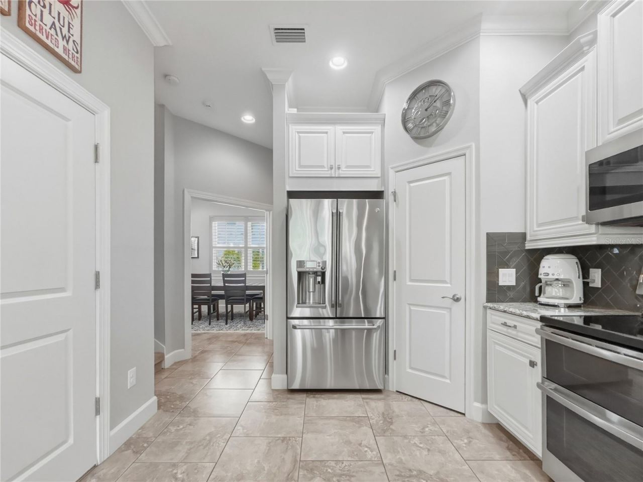 3137 Moorings Drive S, Saint Petersburg, FL 33712 Photo