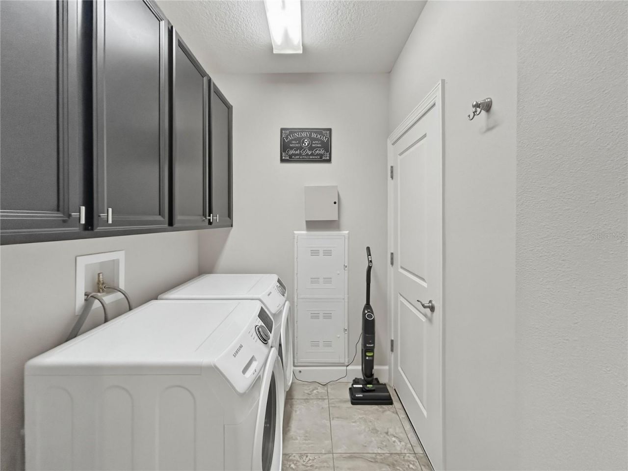 3137 Moorings Drive S, Saint Petersburg, FL 33712 Photo