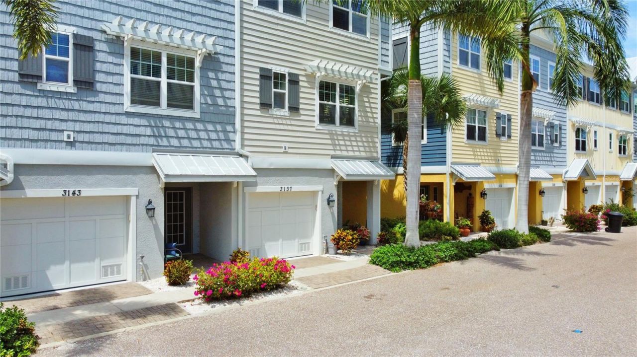 3137 Moorings Drive S, Saint Petersburg, FL 33712 Photo