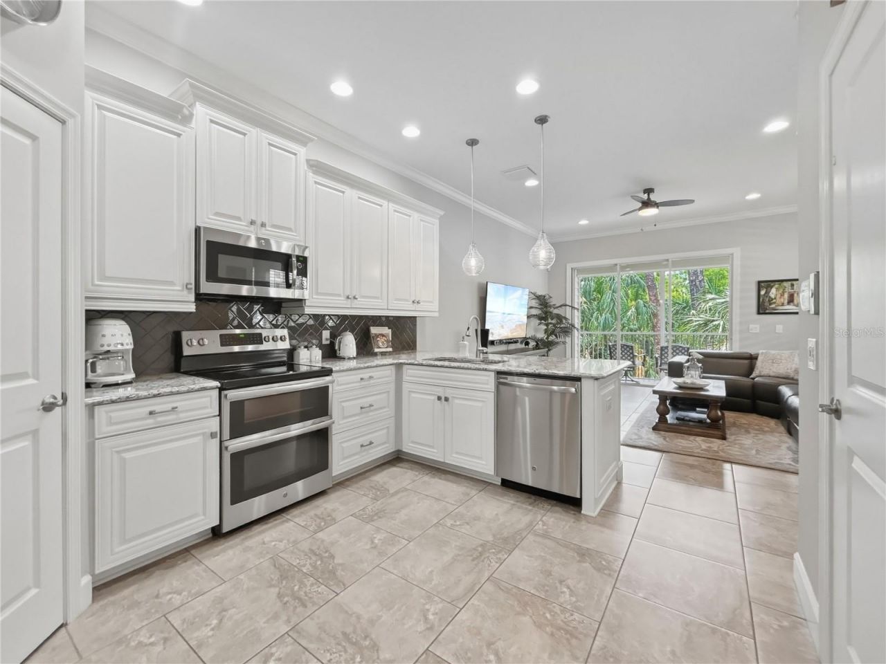3137 Moorings Drive S, Saint Petersburg, FL 33712 Photo