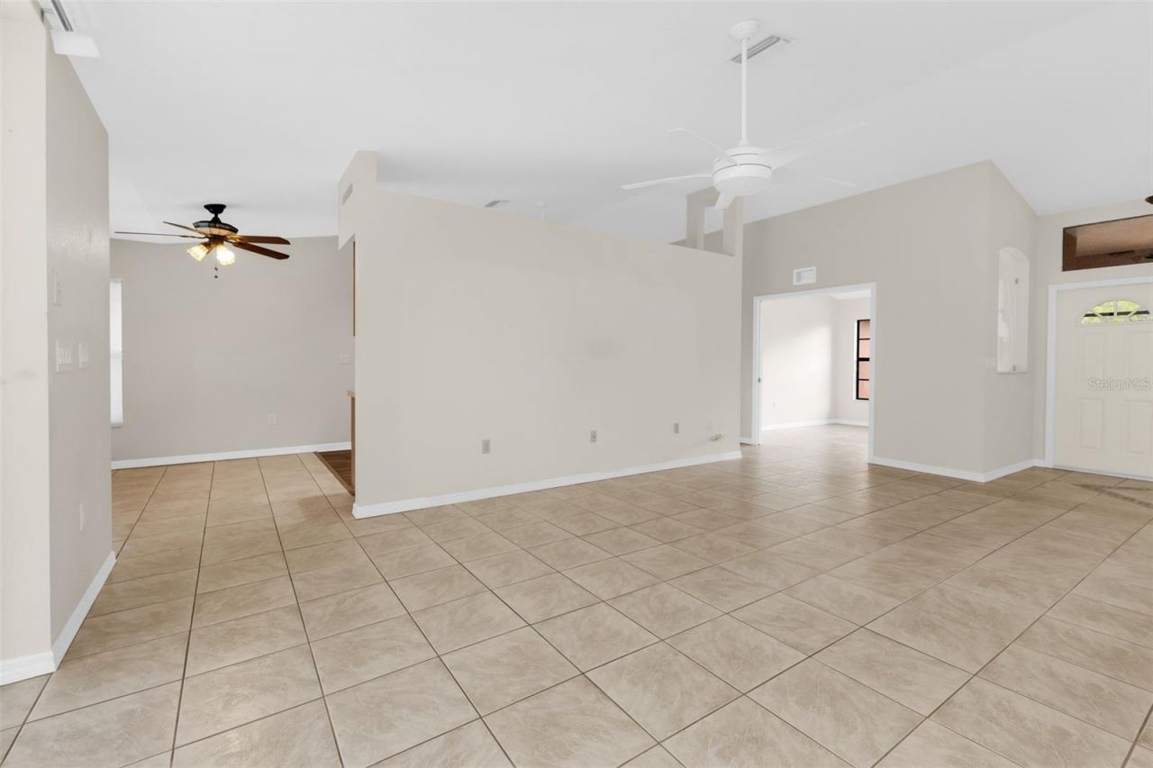 18343 Elgin Avenue , Port Charlotte, FL 33948 Photo
