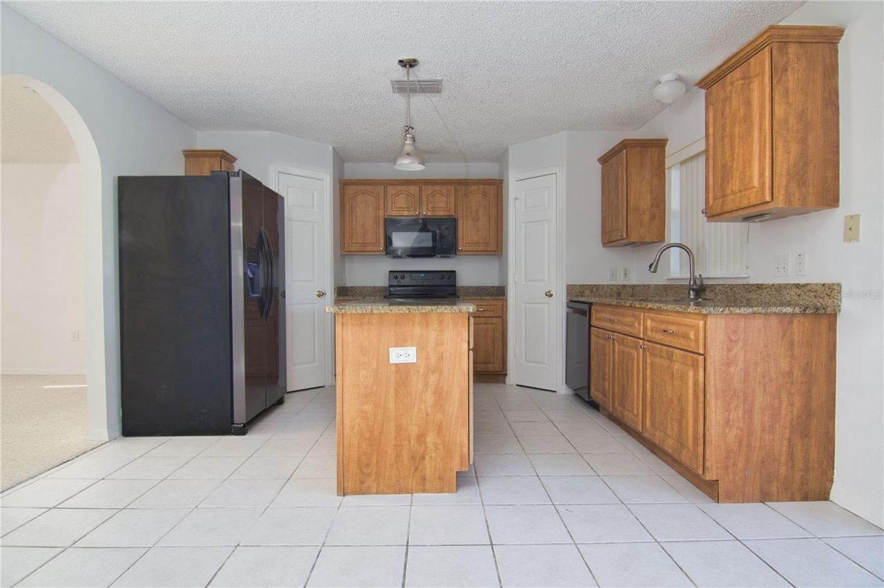 15907 Wilkinson Drive , Clermont, FL 34714 Photo