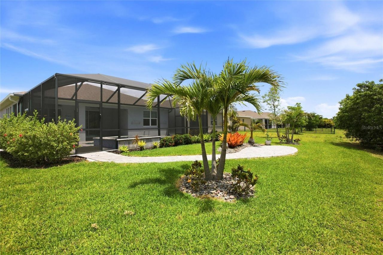 844 Heather Lake Avenue, Cape Coral, FL 33993 Photo