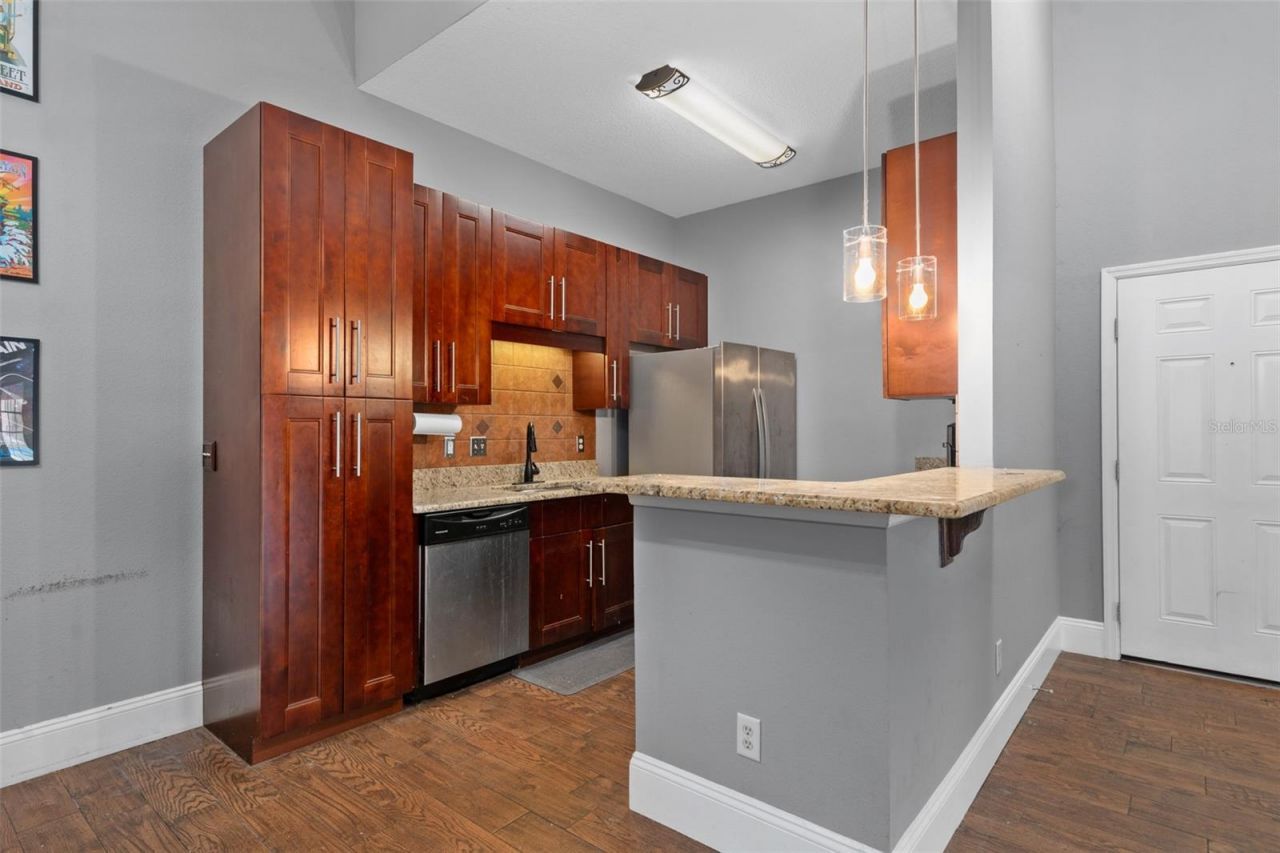 155 N Pearl Lake Causeway , Unit 208, Altamonte Springs, FL 32714 Photo
