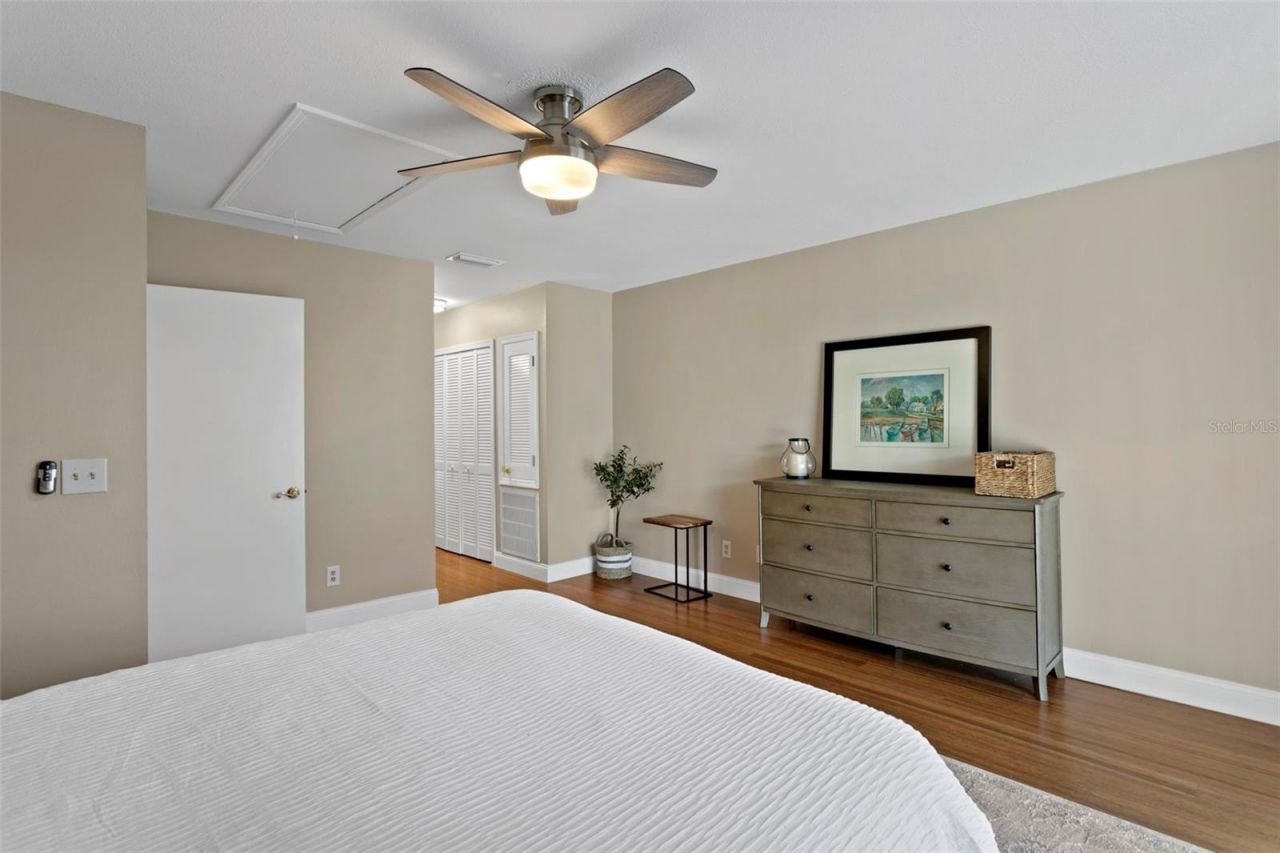 4863 W Flamingo Road , Unit 2, Tampa, FL 33611 Photo