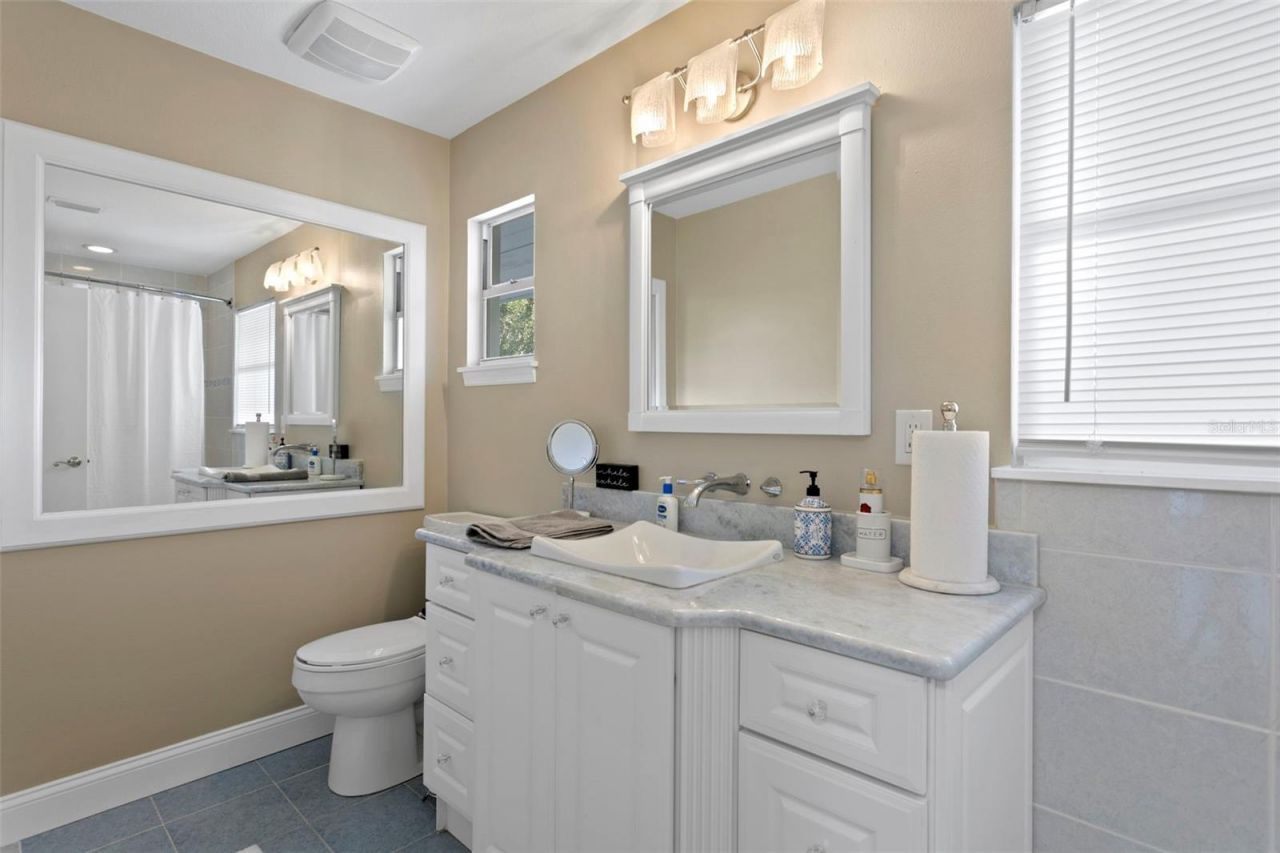 4863 W Flamingo Road , Unit 2, Tampa, FL 33611 Photo